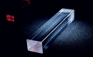 Evonik-Plexiglas-LED-illuminazione-bordo