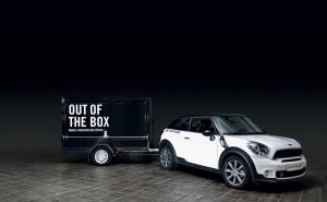 out-of-the-box_mini_haenger_black_s