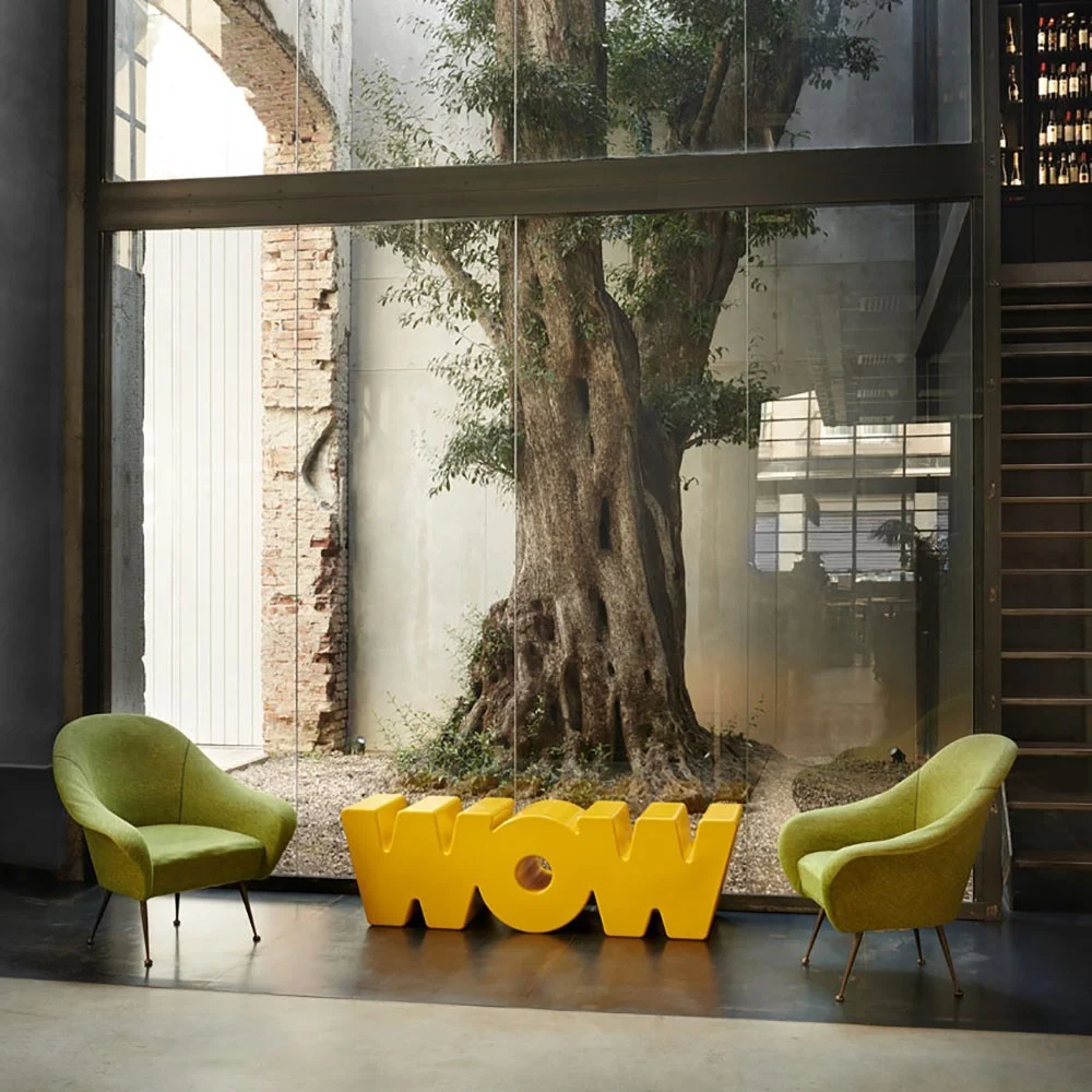 slide-wow-panchina-disegnata-da-kazuko-okamoto-disponibile-in-piu-colori